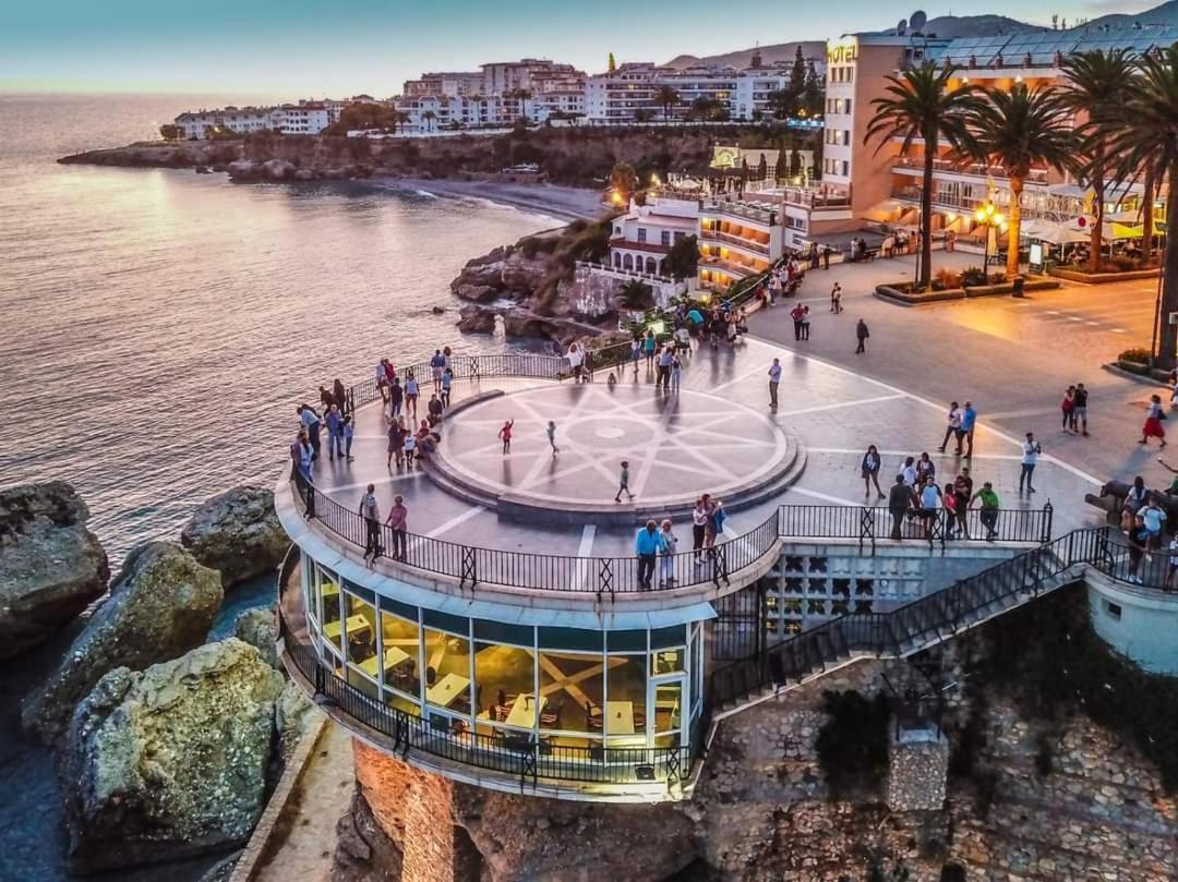 Apartamento En El Mirador De Нерха Экстерьер фото